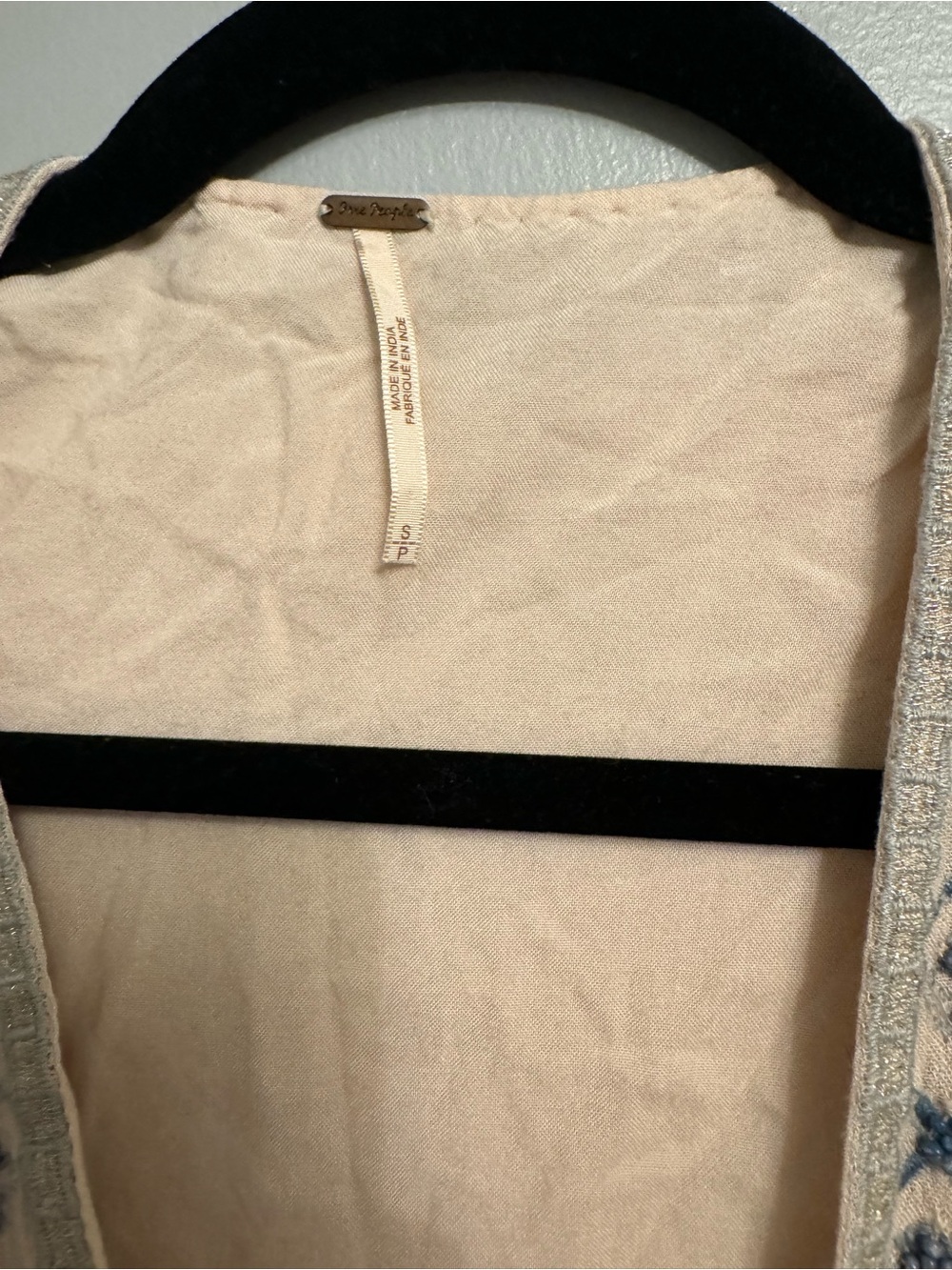 Free People boho Cream top with Blue Embroidery and beading S - Picture 4 of 4